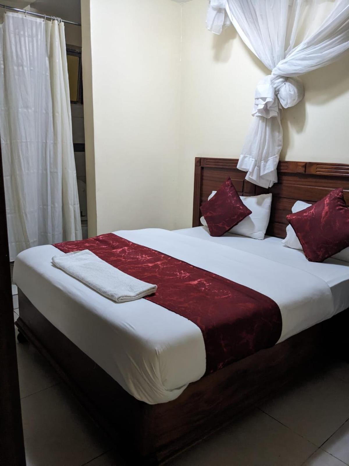 Epitome Times Hotel Nairobi Exteriör bild